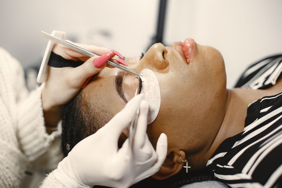 lash extension salon