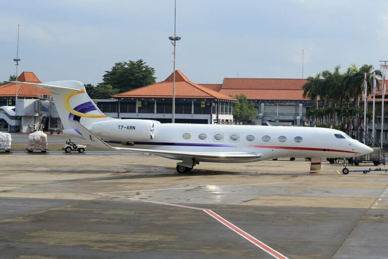 private jet charter
